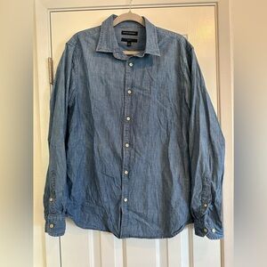 Banana Republic Casual Denim Button Down Shirt